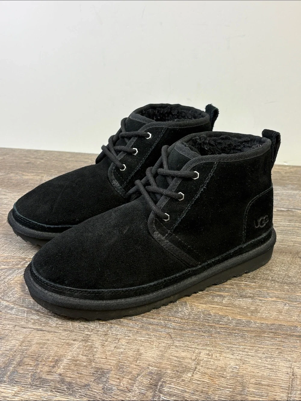 UGG Neumel Black Suede Shearling Lace-Up Ankle Boots Size 4